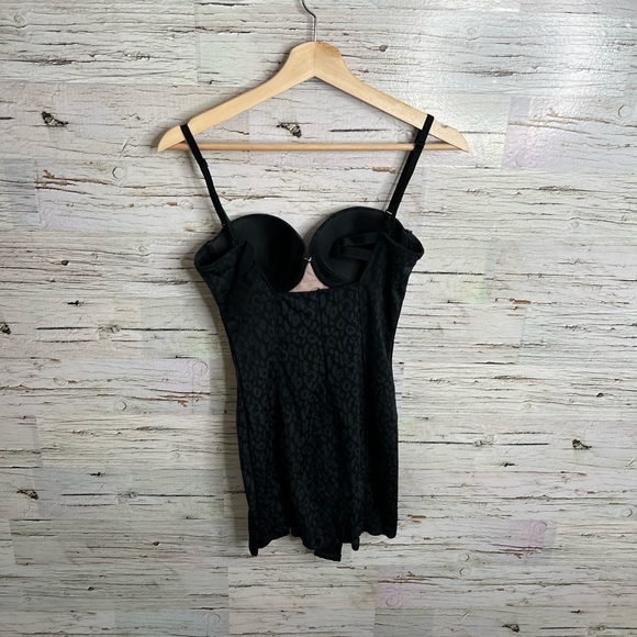 Bebe black lace mini dress size medium - Picture 8 of 9